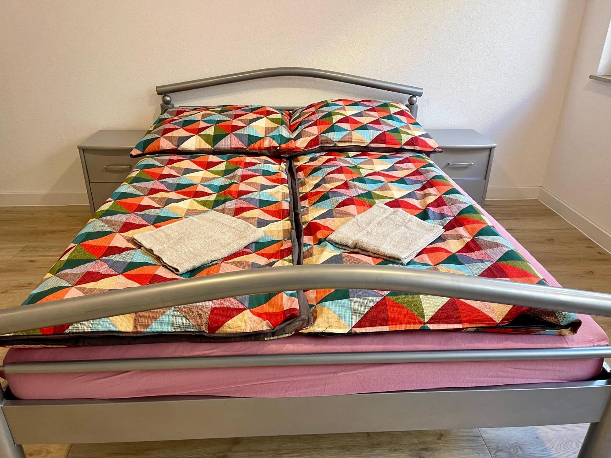 Neu Goldstadt Wunderschoenes 2 Zimmer Apartament Schloessle Zentrum Pforzheim Zewnętrze zdjęcie